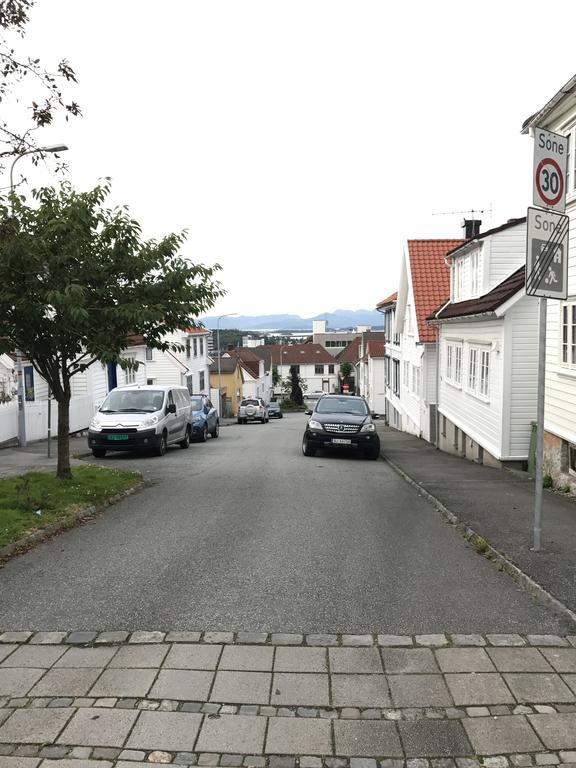 - Mollegata 81 Stavanger