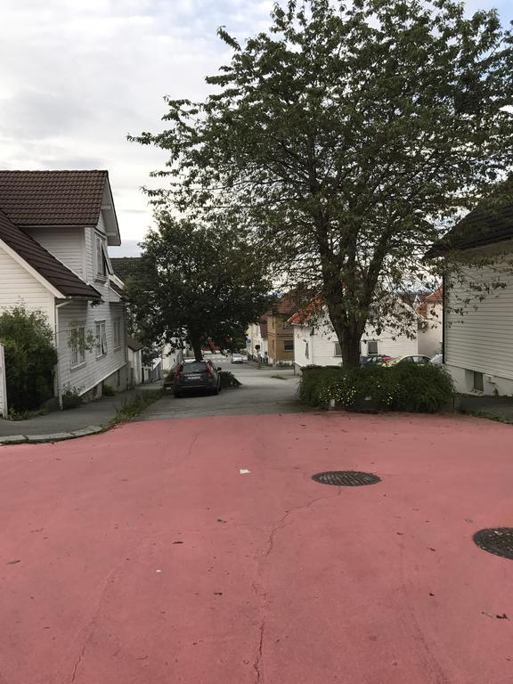 - Mollegata 81 Stavanger